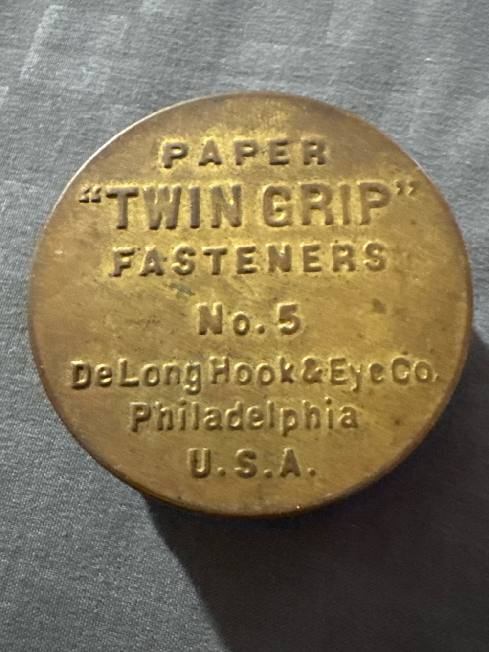 DeLong Hook & Eye Co. 'Twin Grip' Paper Fasteners Tin - Brass Finish